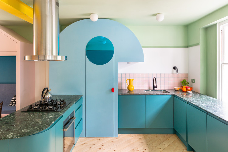 Trends Always Come Back: Retro Aesthetics with Modern Materials, Mo-Tel House / Office S&M. Image © French + Tye